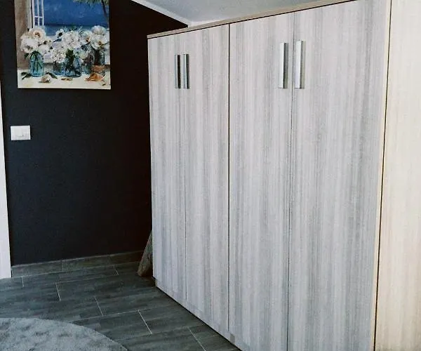 Attico Ardesia Apartment